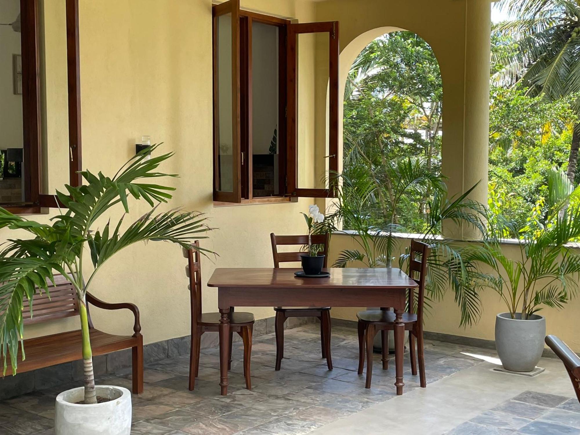 Khomba Lodge Tangalle Exterior foto